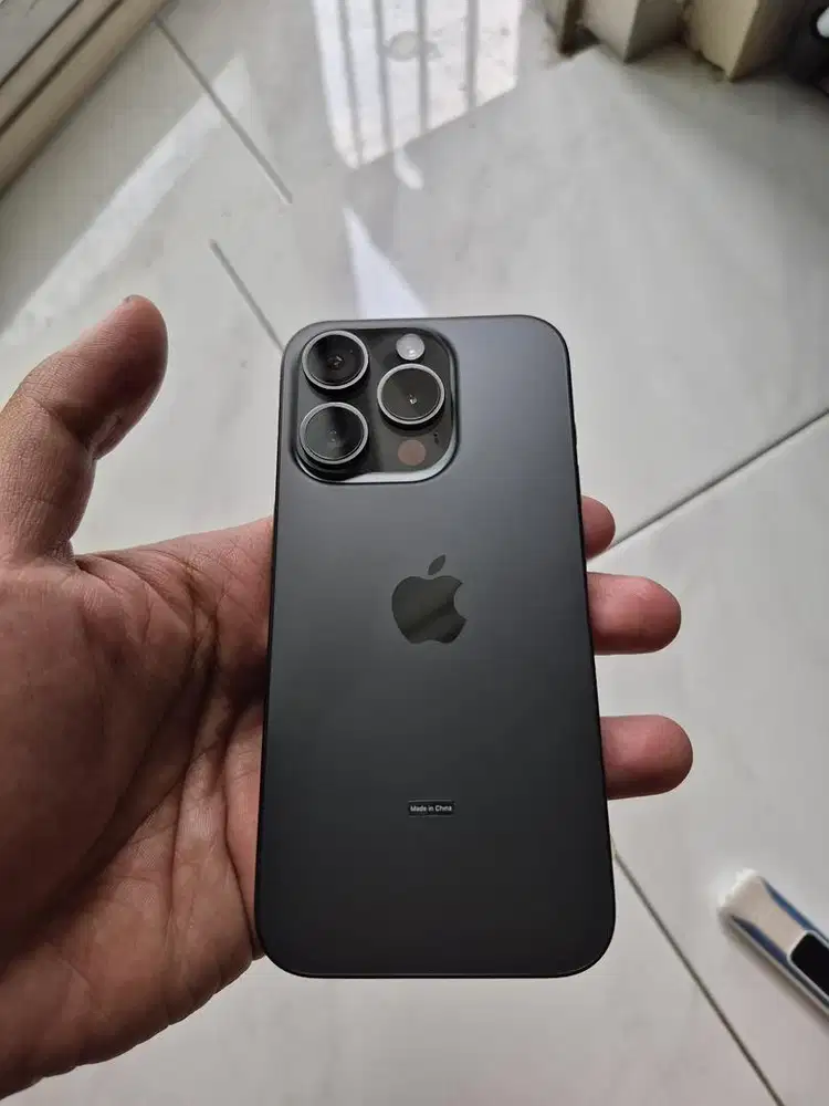 iphone 15pro like new