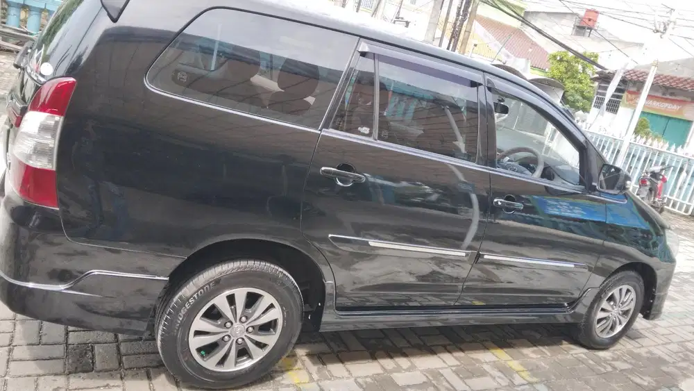 Toyota Kijang Innova 2015 Bensin