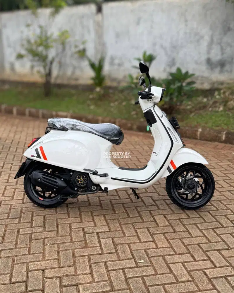 VESPA SPRINT S 150 iGET ABS FACELIFT 2024 BERAGARANSI