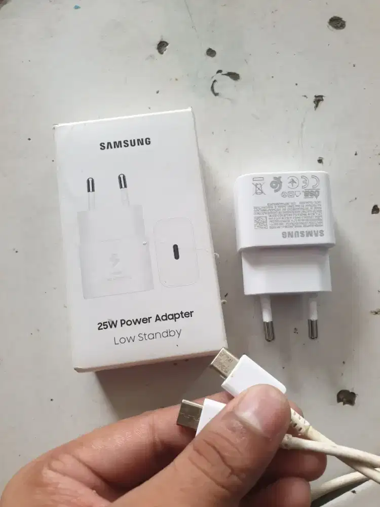 BU CAS AN SAMSUNG ORIGINAL 25 WAT DOUBLE TIPE C