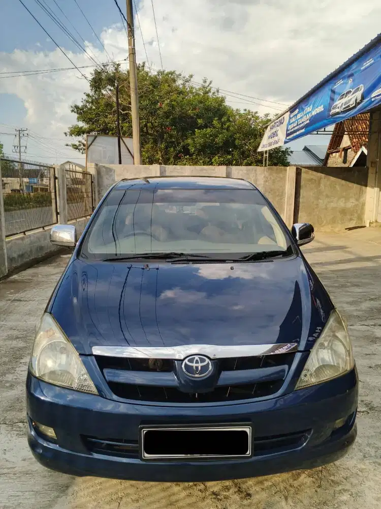 INNOVA 2.0 V Manual Transmisi