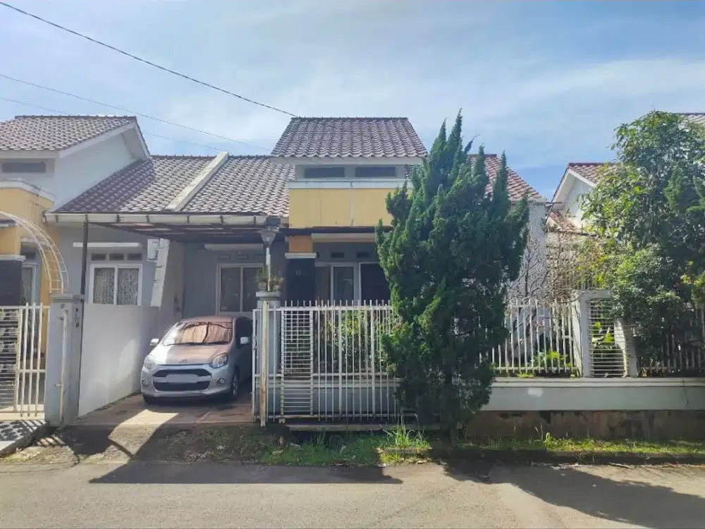 Rumah Siap huni Backyard Luas Dekat Tol tanah Baru, Bogor