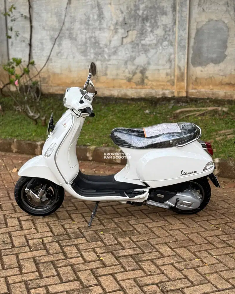 VESPA LX 125 iGET FACELIFT 2024 TERMURAH