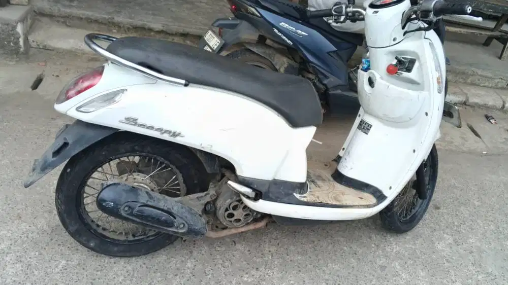 DIJUAL SCOOPY TAHUN 2016 MESIN CAKEP