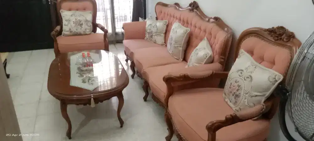 sofa jati eropa