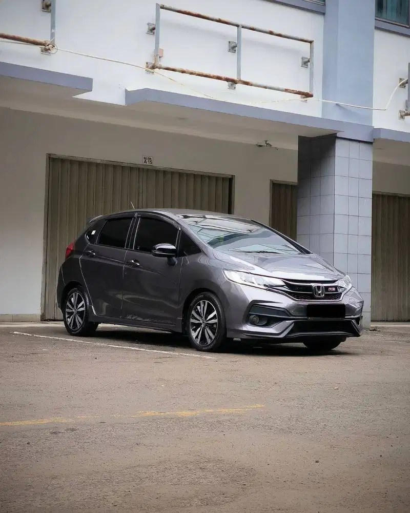 HONDA JAZZ RS 1.5 CVT 2017 GK5 TERAWAT SIAP PAKAI BERGARANSI
