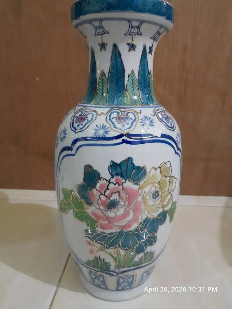 GUCI BUATAN CHINA UKURAN SEDANG TINGGI 36 CM DIAMETER 15