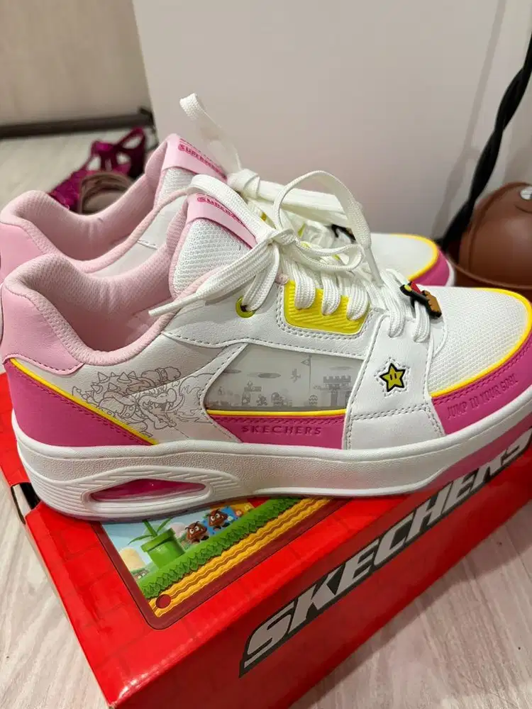 Skechers Super Mario Nitendo