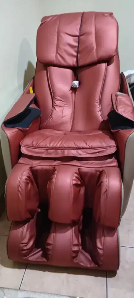 Dijual kursi pijat Ogawa 5568