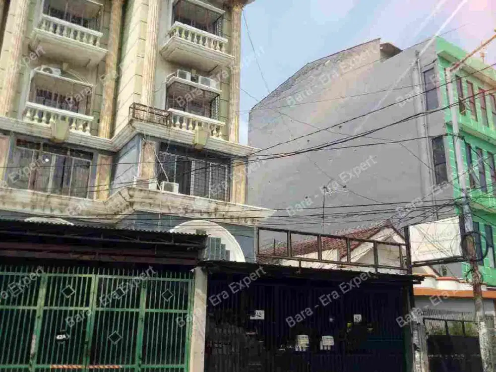 Jual ruko daerah Kramat, senen yang strategis bisa untuk kost dan usaha. Siap nego sampai jadi!!