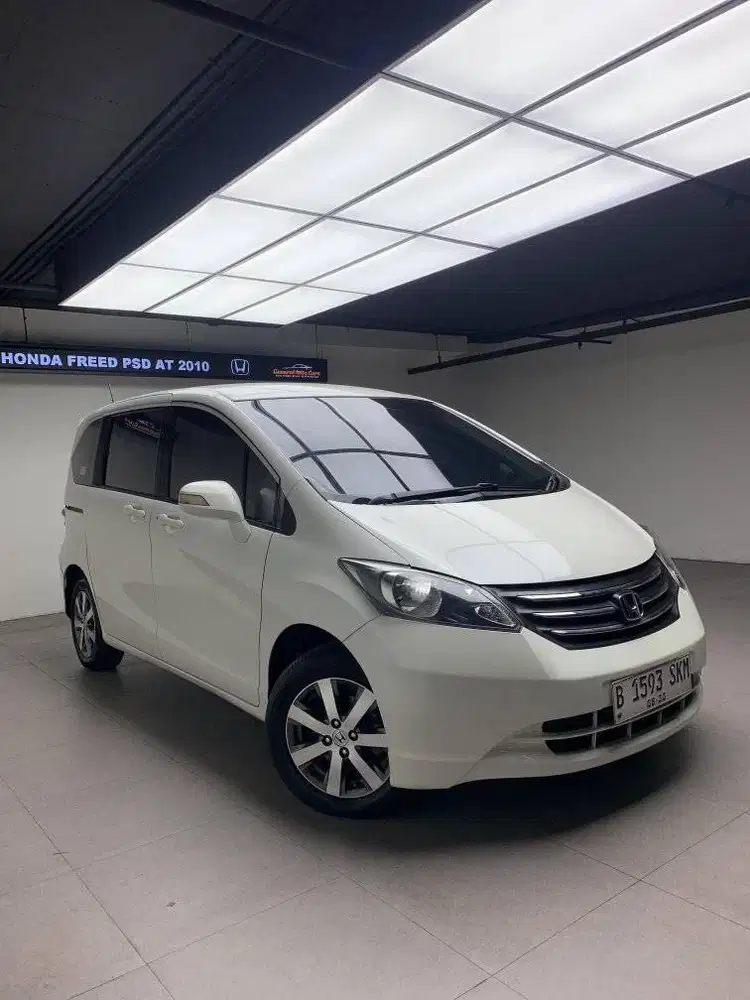 Honda Freed E psd AT 2010