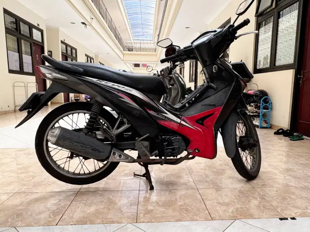 Honda Revo 2012 Plat L Sehat Lancar Jaya