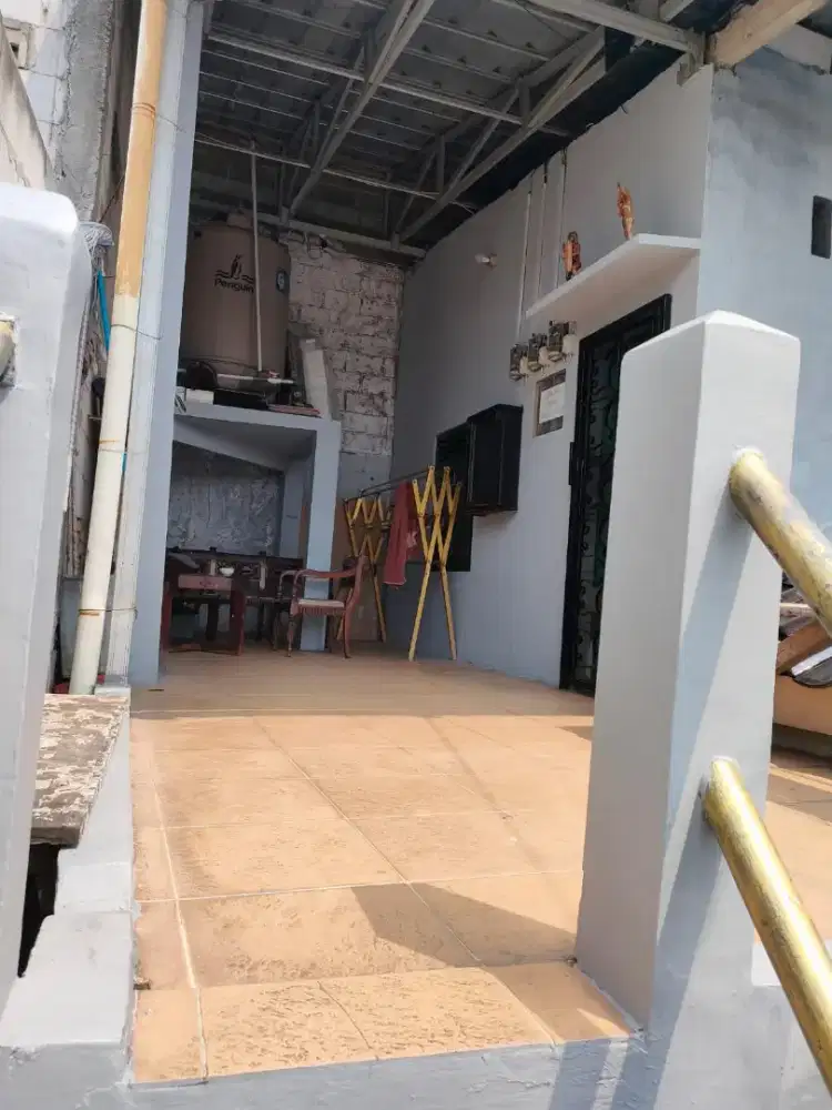 Kost murah, bersih, letak strategis di jalan pisangan baru