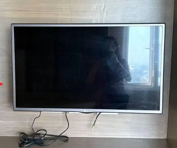 TV LG 42 inch LF550A