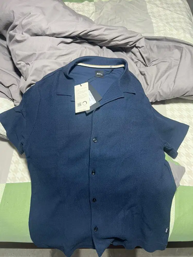 BOSS Kemeja 100% authentic