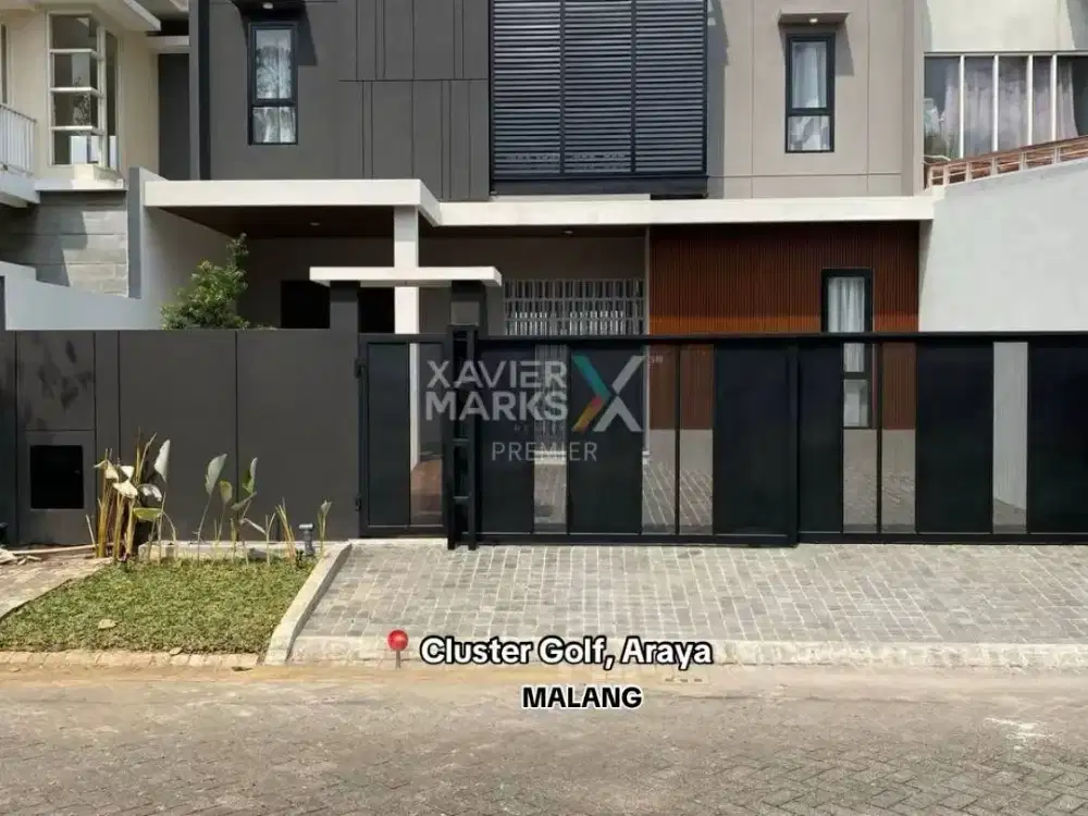 Rumah Desain Modern Tropis Di Cluster Golf, Kota Araya Malang