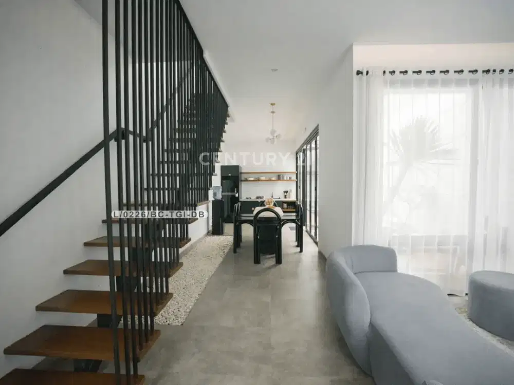 Villa Full Furnished Nyaman Dan Strategis Di Lembang Bandung