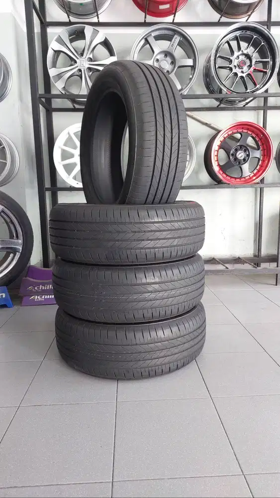 Ban (2nd) BS Turanza T6. 225/55/18. Destinator, Zenix, Reborn/Venturer