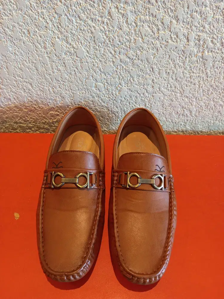 Sepatu Slip On Pria Carvil Coklat