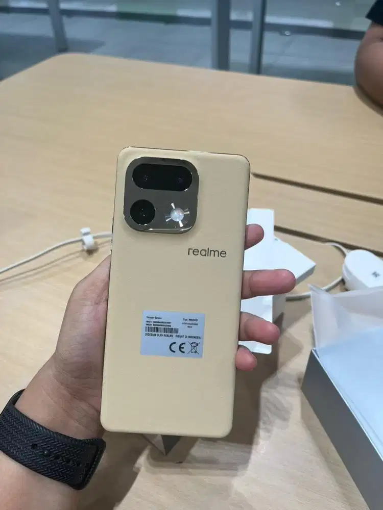 realme 16pro+ 5g