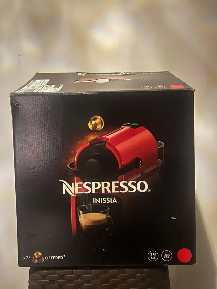 Nespresso Inissia M105 Espresso Machine