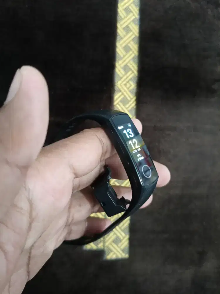 Di jual Huawai band 4 like new