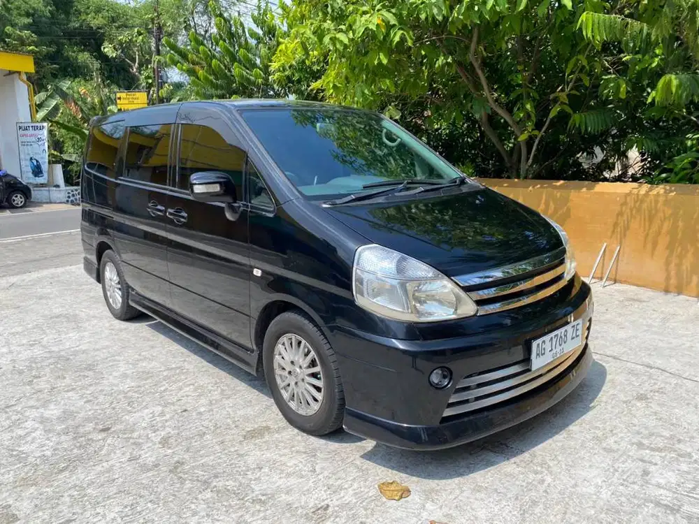 2010 Nisaan serena 2.0 HWS 2010 Plat AG pri mobil bekas sekoto kediri