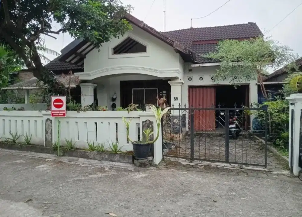 Jual Rumah di Tamanan Dekat Terminal Giwangan