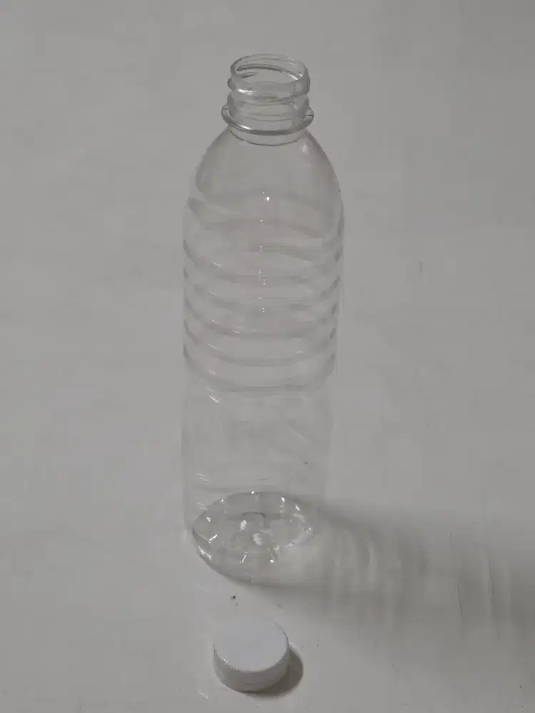 30 Botol Minum Air Mineral 600ml Baru Plastik Bening