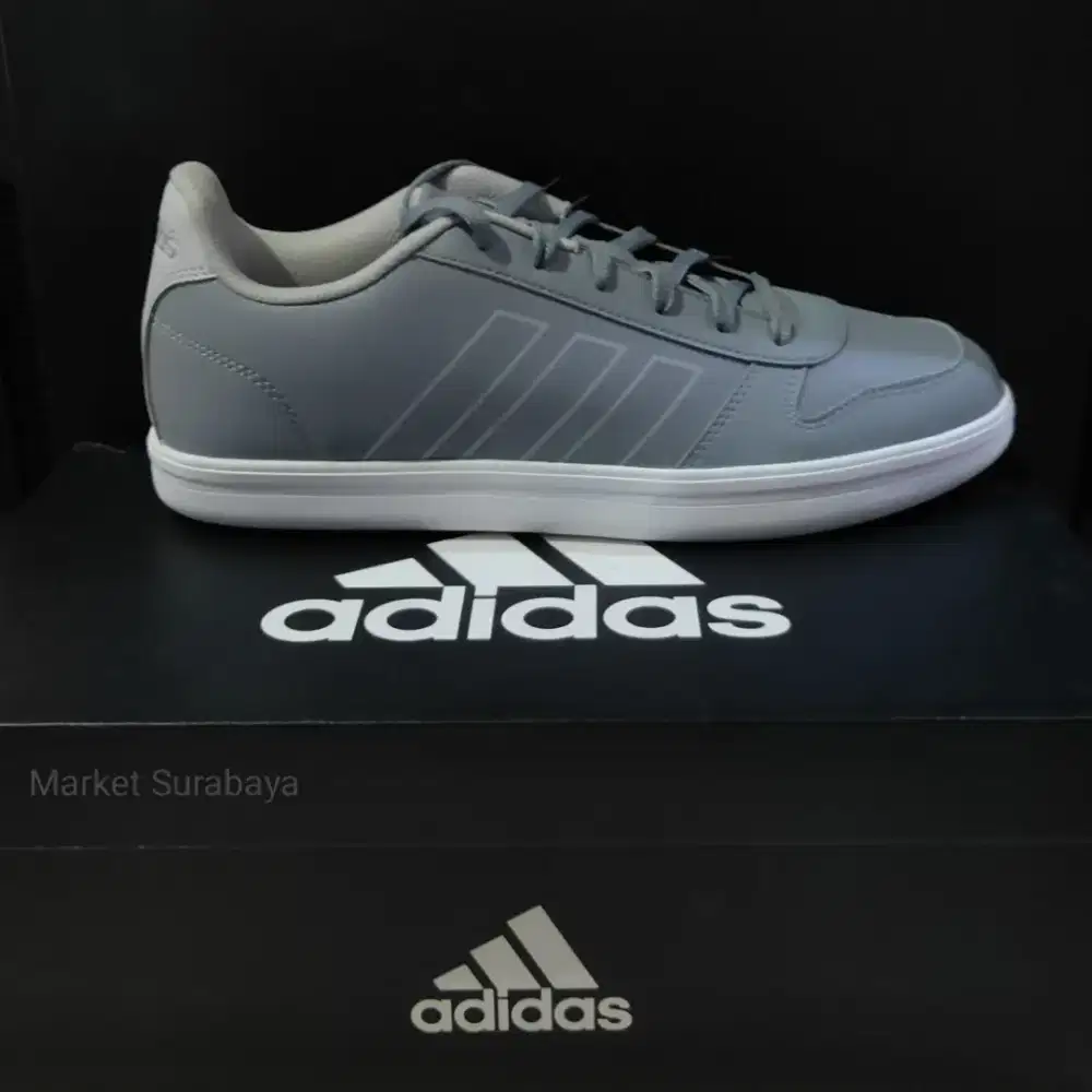 Sepatu sneaker strip 3 Original