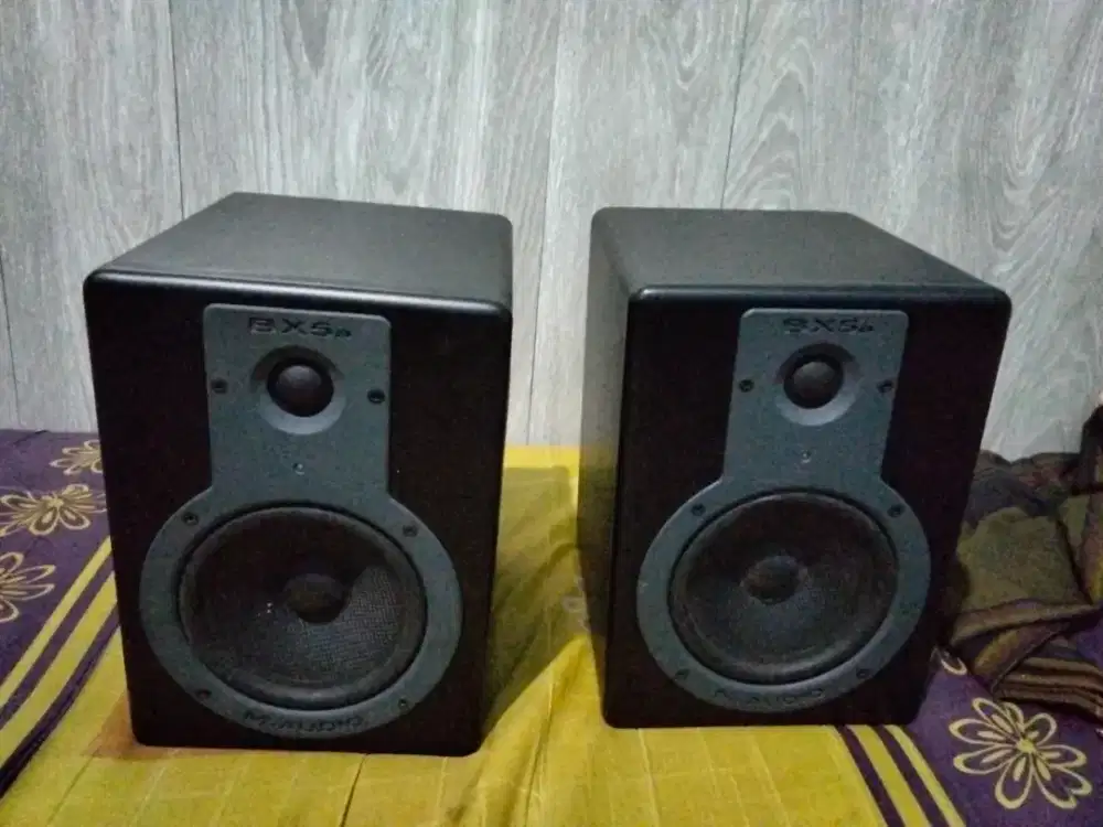 M-audio bx5a speaker monitor