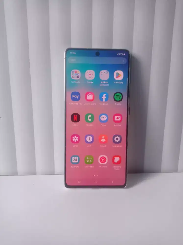 Samsung S10 Lite 
RAM 8/128