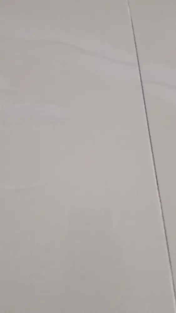 Saya lagi mencari kerja