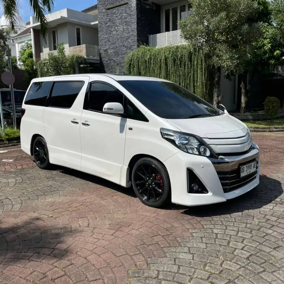 Toyota Alphard GS Premium Sound Matic 2013 LIMITED DP Minim Serena