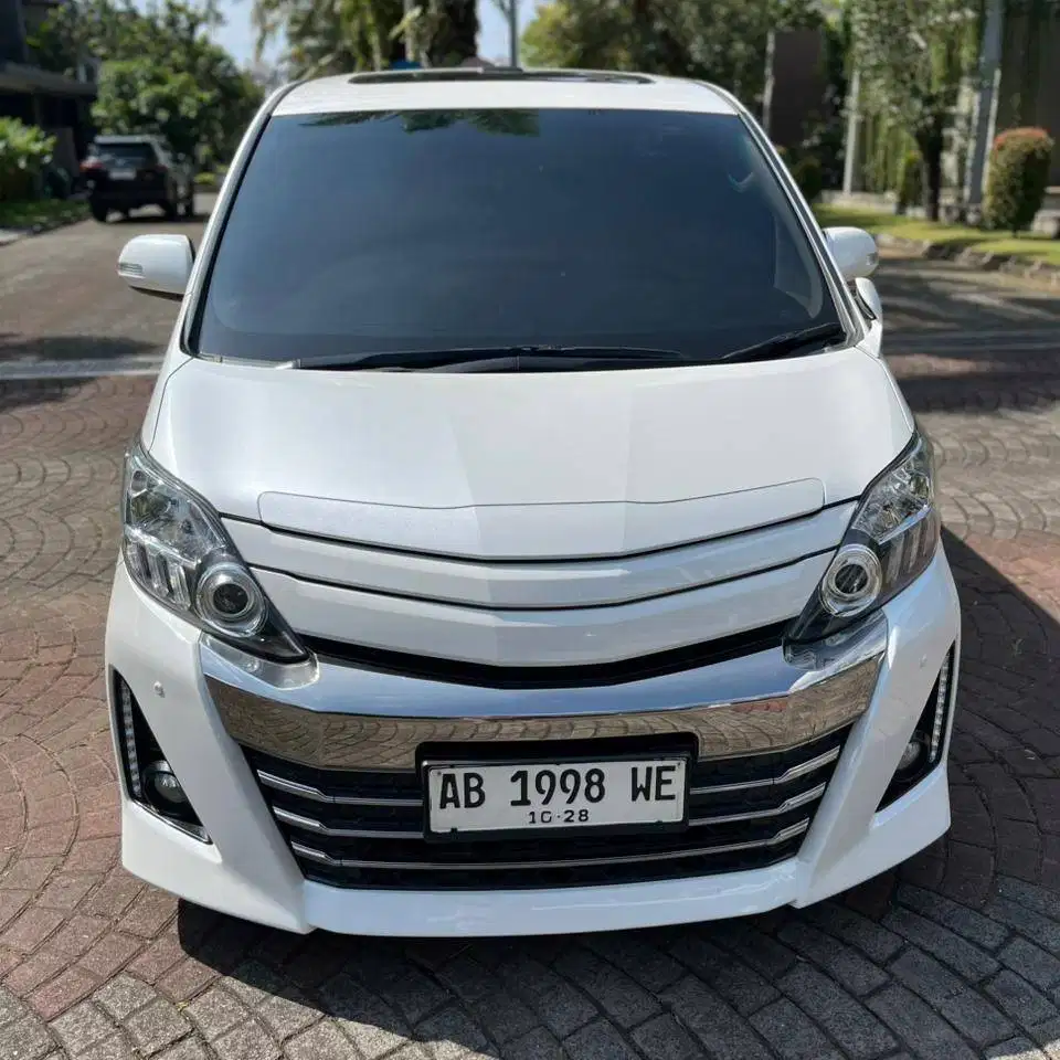 Toyota Alphard GS Premium Sound Matic 2013 LIMITED DP Minim Serena