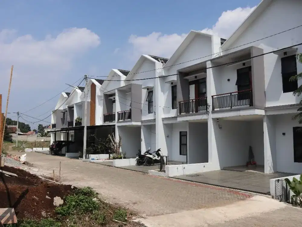 RUMAH NUANSA VILLA SEJUK 2 LANTAI BARU DEKAT TOL & STASIUN KCIC PADALARANG BANDUNG BARAT