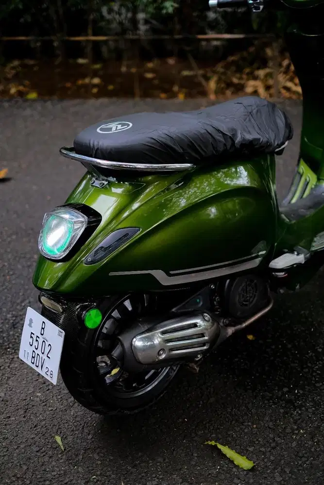 Vespa Primavera 150 LED 2021