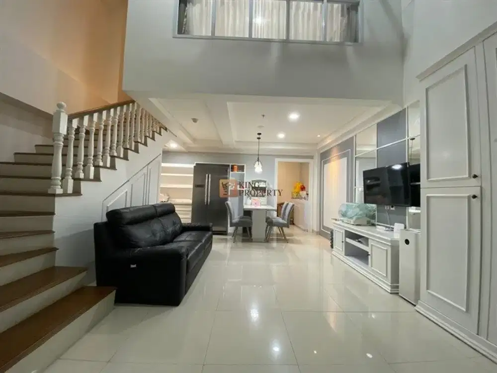 Diatas Mall Central Park 2 sebelah Soho Capital & Taman Anggrek, Disewa Neo Soho Residence Soho Podomoro City Furnished 96m2 2 Lantai Mezzanine.