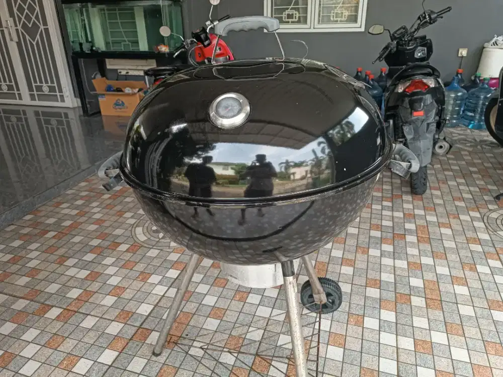 Panggangan BBQ Portable Grill Alat Panggang Bulat Hitam Lonjong