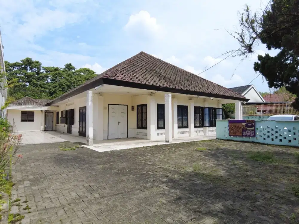 Rumah di Jalan Gurila ( Dekat Juanda )