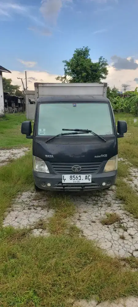 Tata super ace 2014 km rendah