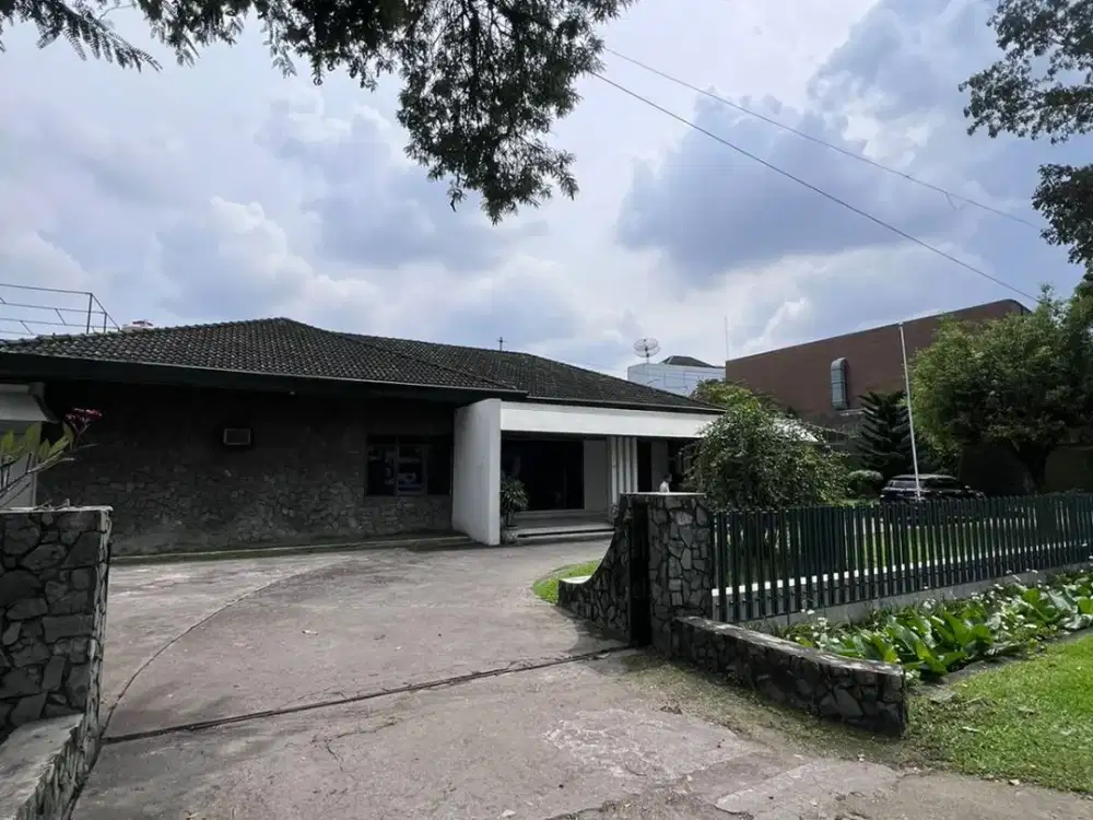 Rumah di Jalan Gurila ( Juanda / Polonia )