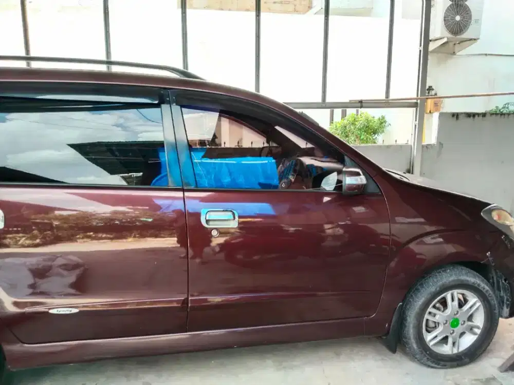 Daihatsu xenia 1.3 mT sporty 2009