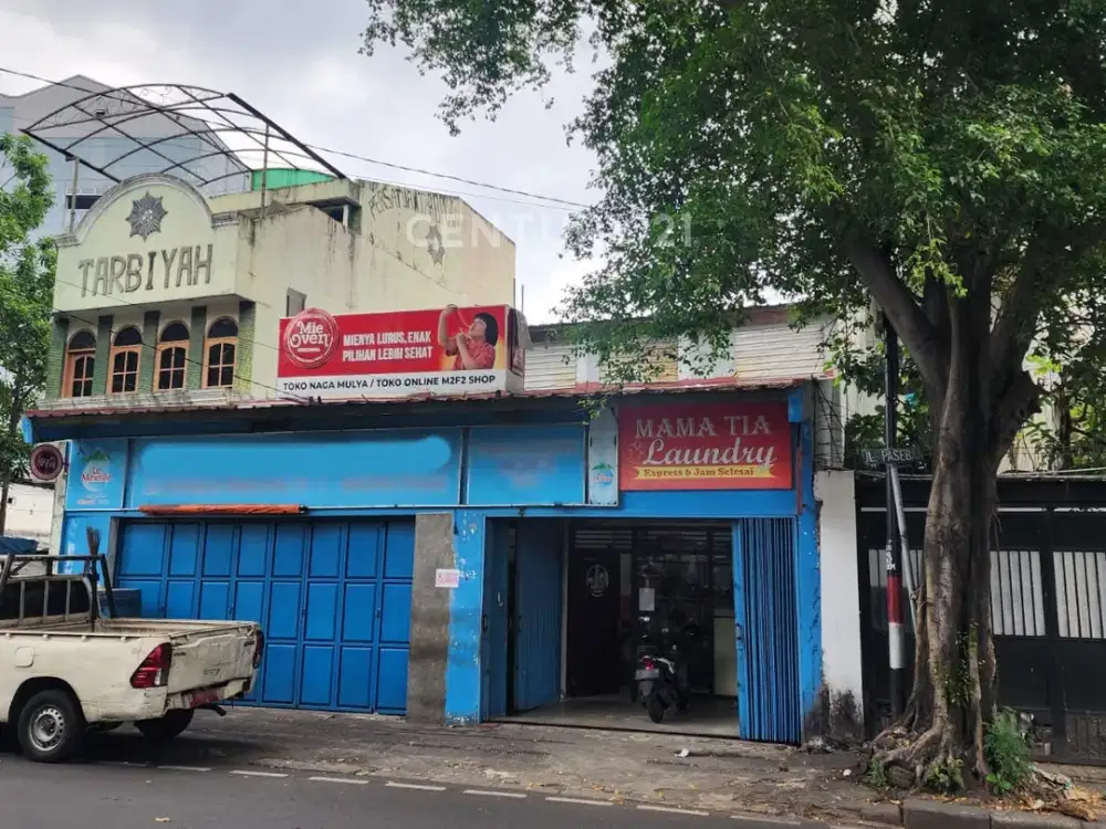 DISEWAKAN Ruang Usaha Strategis Luas Di Senen Jakarta Pusat