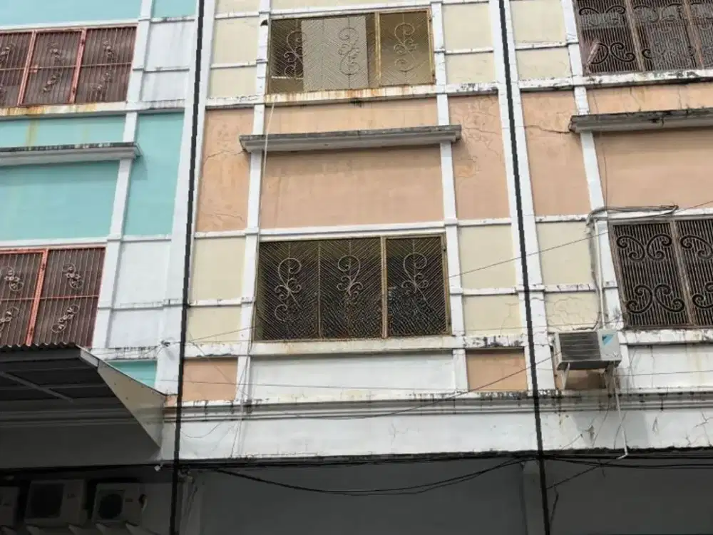 Dijual Ruko Makassar sekitar Jalan Gunung Latimojong, Jl Gunung Bulusaraung, Jl Gunung Bawakaraeng