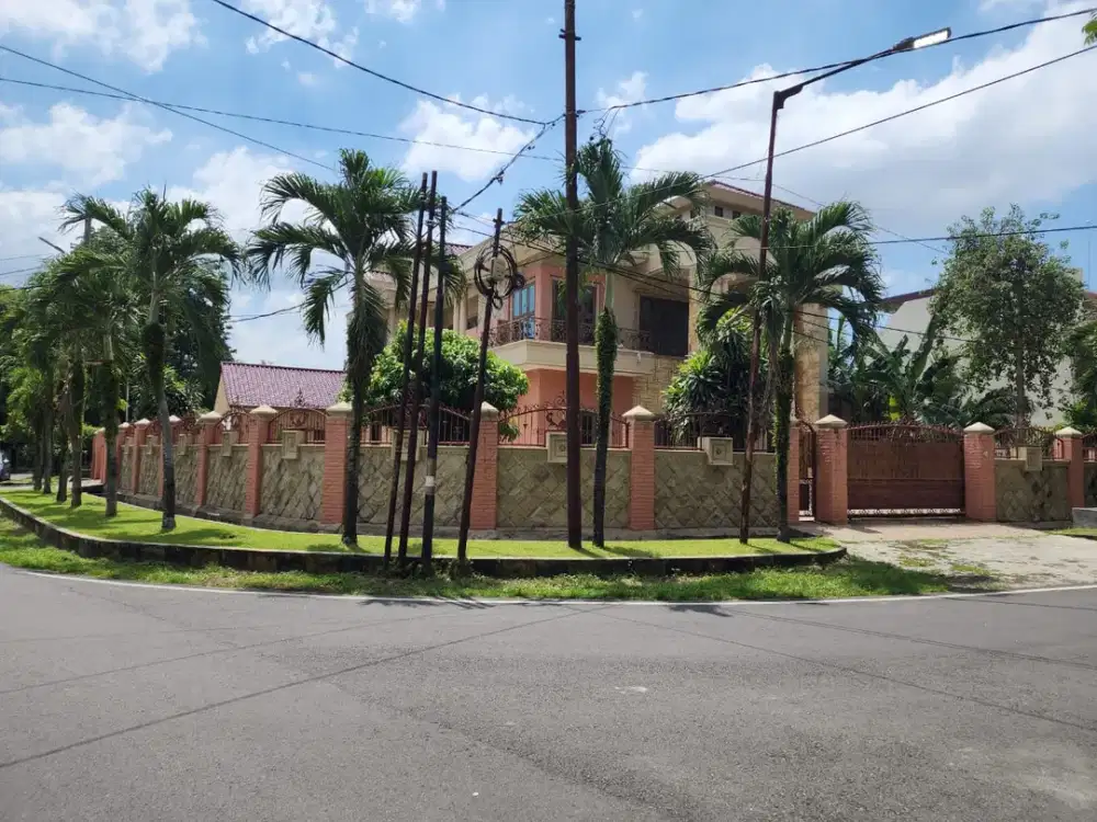 Villa di Jalan A Rivai Hook Jalan Haji Misbah ( Polonia )