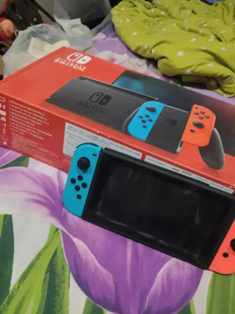 NINTENDO SWITCH V2