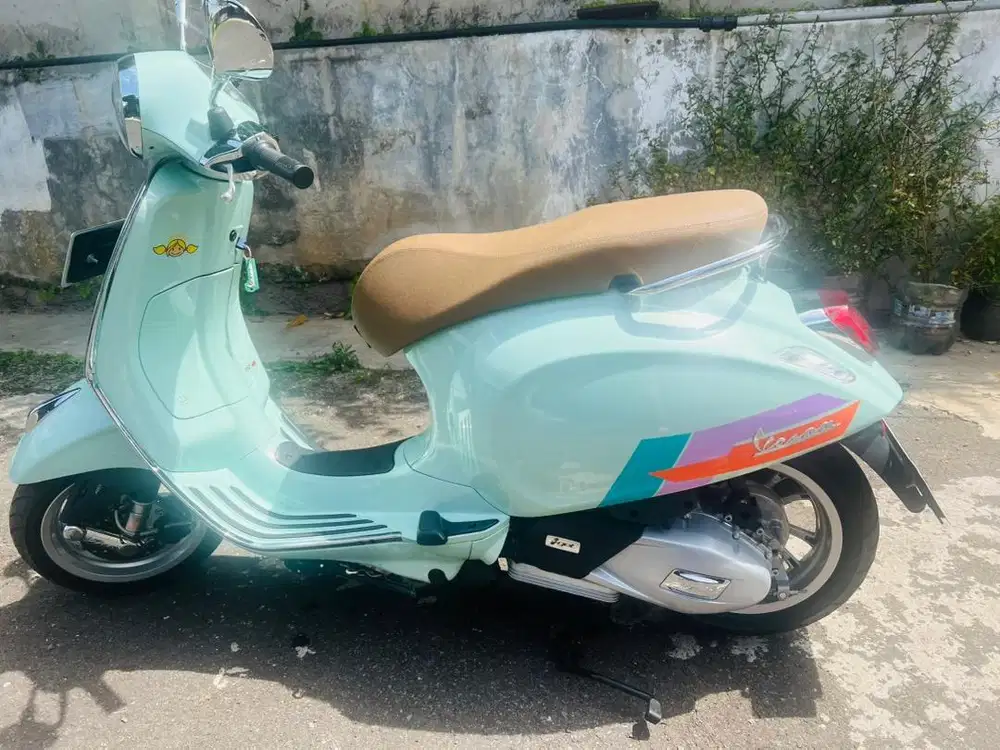 Vespa Primavera 2023 Bandung