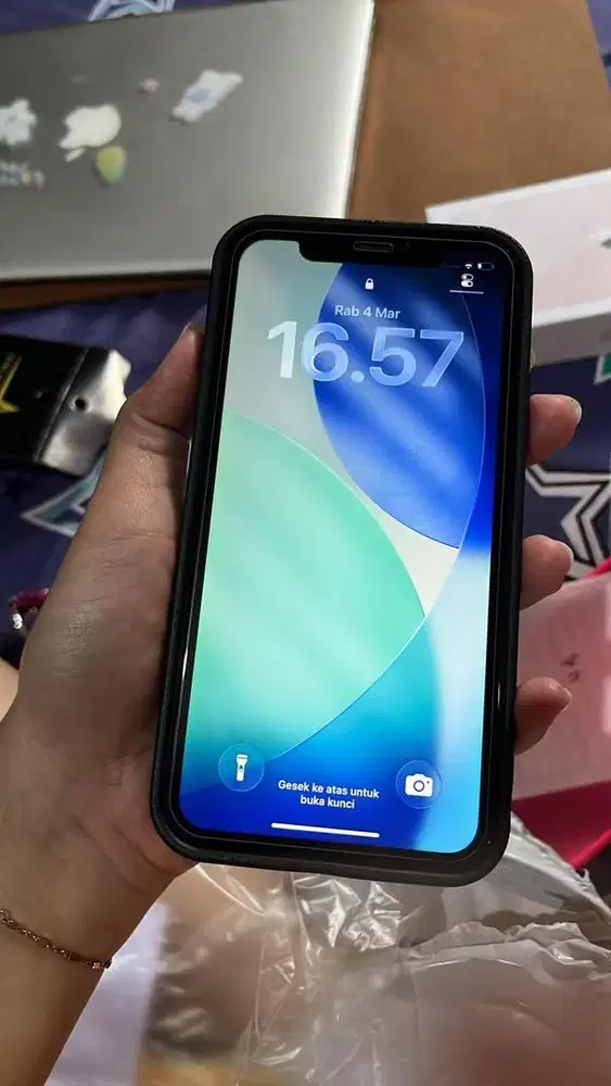 iphone 11 64gb like new