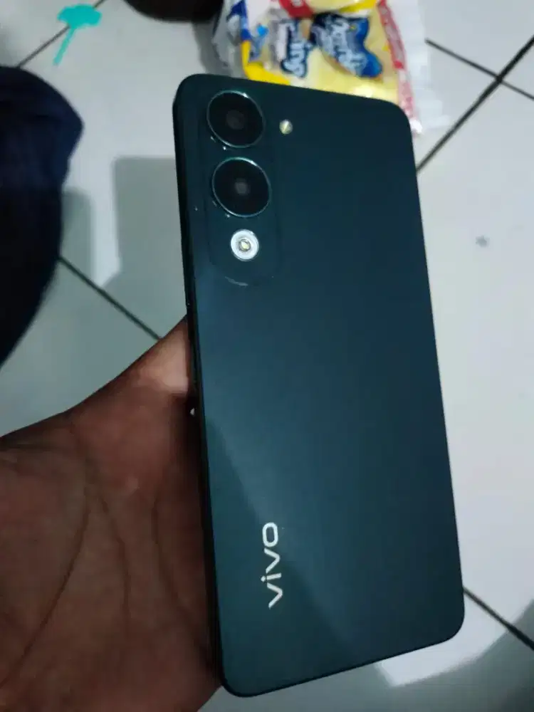 Vivo y04s ram 4-4/128